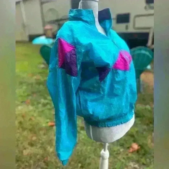 Vintage Puma wind breaker jacket. 80s fashion! Size M. Pink, blue, purple. Fun! - Picture 3 of 12